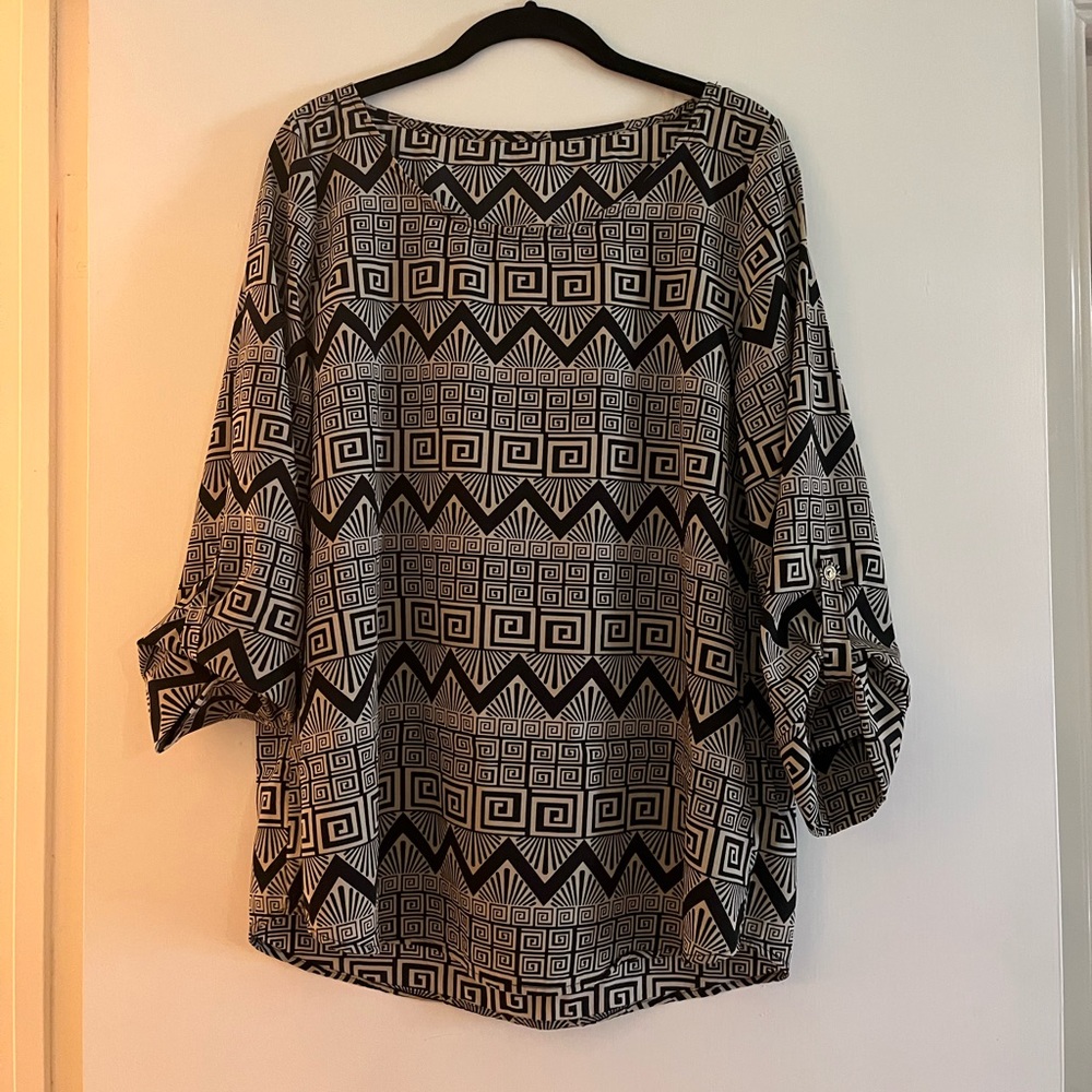 Geometric Print Blouse